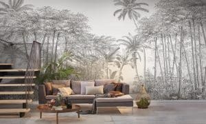Le papier peint panoramique MANAUS présente une forêt tropicale en noir et blanc, elle semble avoir été réalisée au crayon de papier. Le décor mural fait penser à l’illustration d’un livre ou au dessin d’un carnet de voyage.