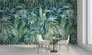 Le papier peint panoramique « NATURALIS » est un décor exotique, composé de feuilles de palmiers et de plantes tropicales qui se croisent dans un désordre charmant. Leurs couleurs sont constituées de dégradés de bleu, jaune et vert.