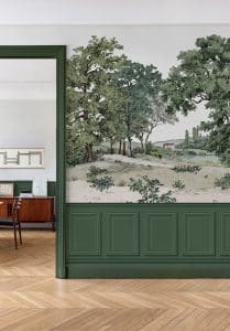 Ce panorama crée par Martine Dubreucq et Isabelle Parmentier, artistes-designers, nous transporte dans les grandes forêts domaniales françaises. Des mois d’un travail minutieux inspiré des domaines historiques souvent représentés par les artistes du XVIIIème et du XIXème siècle. Fontainebleau, Chantilly, Compiègne, Rambouillet... châteaux et belles demeures ne sont pas loin. Ce travail réalisé au crayon et à la pierre noire, rehaussé à la plume, symbolise ce que nous avons de plus précieux, la Nature. Chênes, acacias, bouleaux, peupliers, noisetiers, composent un paysage où il fera bon se ressourcer... Entrez dans ce nouveau paysage et laissez vous porter.