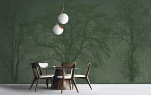 L’immensité de la forêt sur papier peint Le papier peint panoramique Silva met à l’honneur une nature sauvage. Une forêt de grands arbres se dessine sur le décor mural, en transparence. Le réalisme de la tapisserie est impressionnant, on dirait une vraie photographie. Le papier peint nous plonge au cœur d’un bois, à l’abri des arbres gigantesques. Le modèle se décline en plusieurs versions ajoutant un filtre coloré sur le papier peint : vert clair, rouge orangé, vert kaki et beige rosé. Les différentes teintes créent des univers particuliers qui changent l’ambiance du décor mural et végétal. Le papier peint provoque une atmosphère qui apaise et ressource. La nature et ses bienfaits sont infinis.